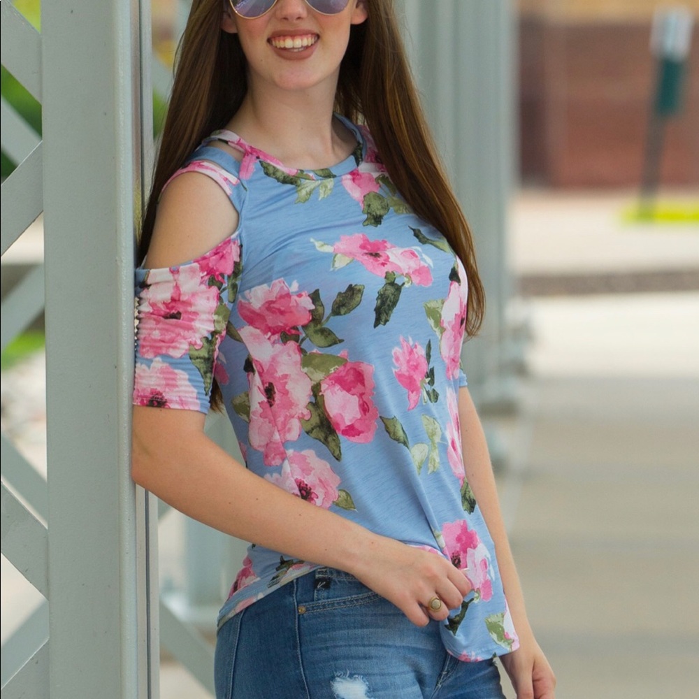 12pm mon ami floral top large like new